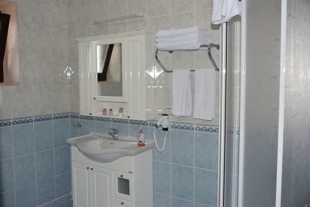 Turabdin Hotel Мидьят Экстерьер фото